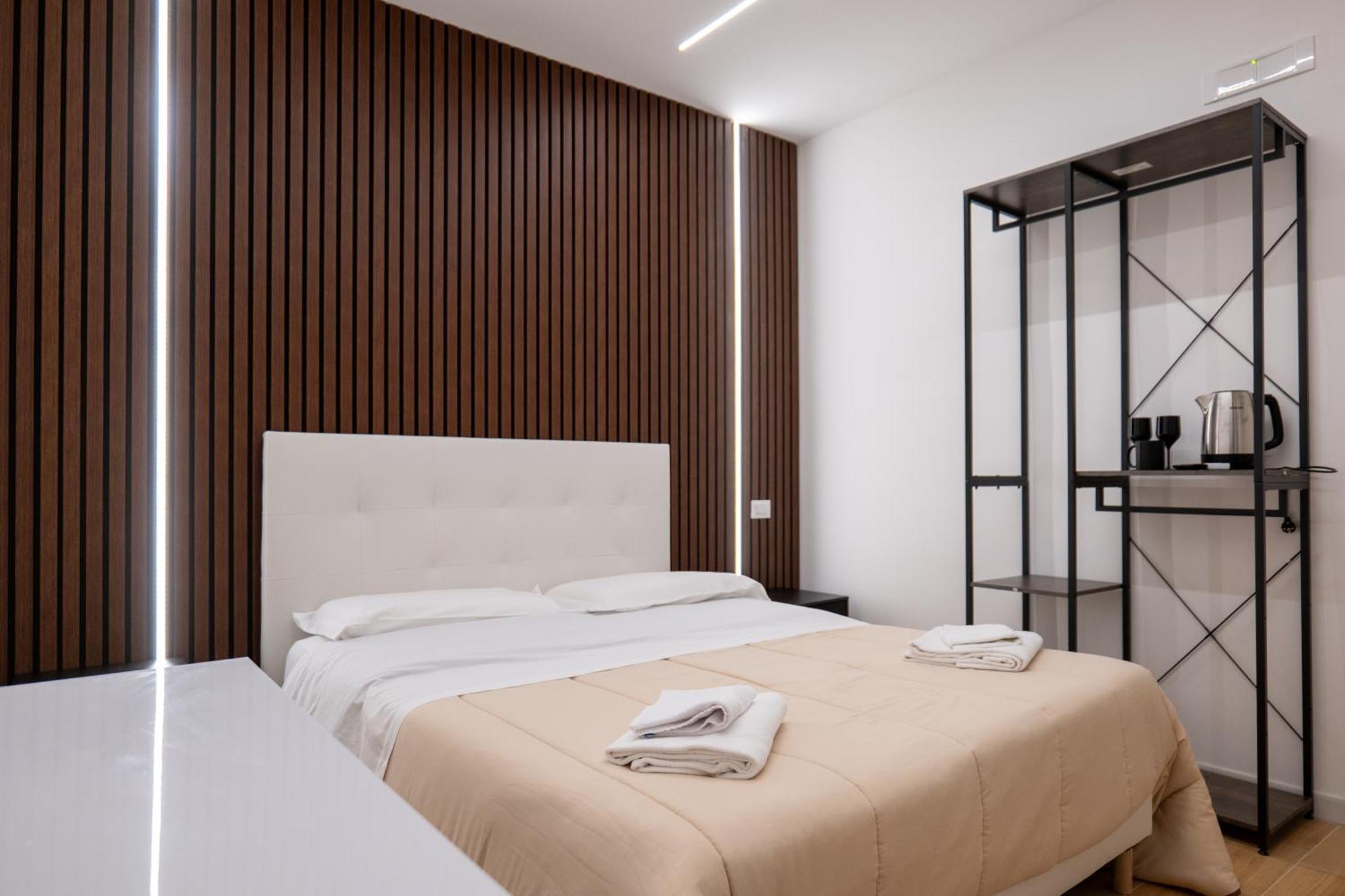 Relais San Demetrio - Modern & Central Rooms Salerno Esterno foto