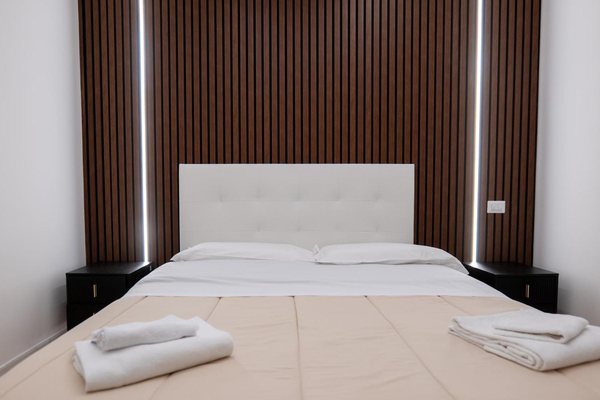 Relais San Demetrio - Modern & Central Rooms Salerno Esterno foto